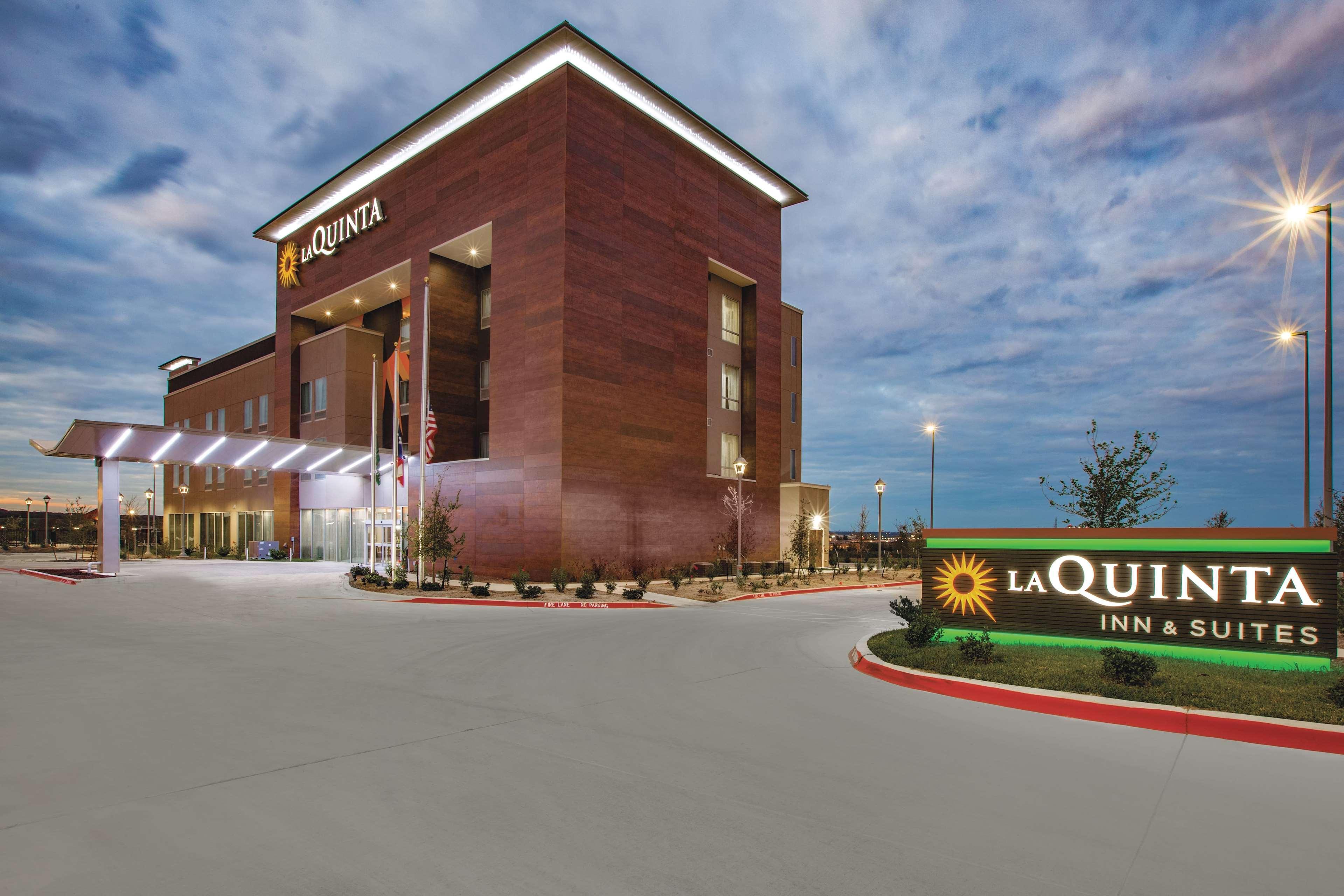 La Quinta By Wyndham San Marcos Outlet Mall Eksteriør billede